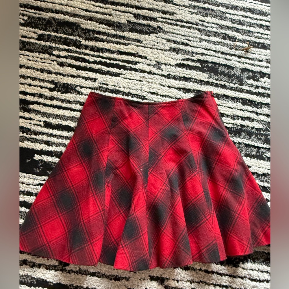 Polo Ralph Lauren Plaid Red and Black Women's Skirt size 6 wool and silk